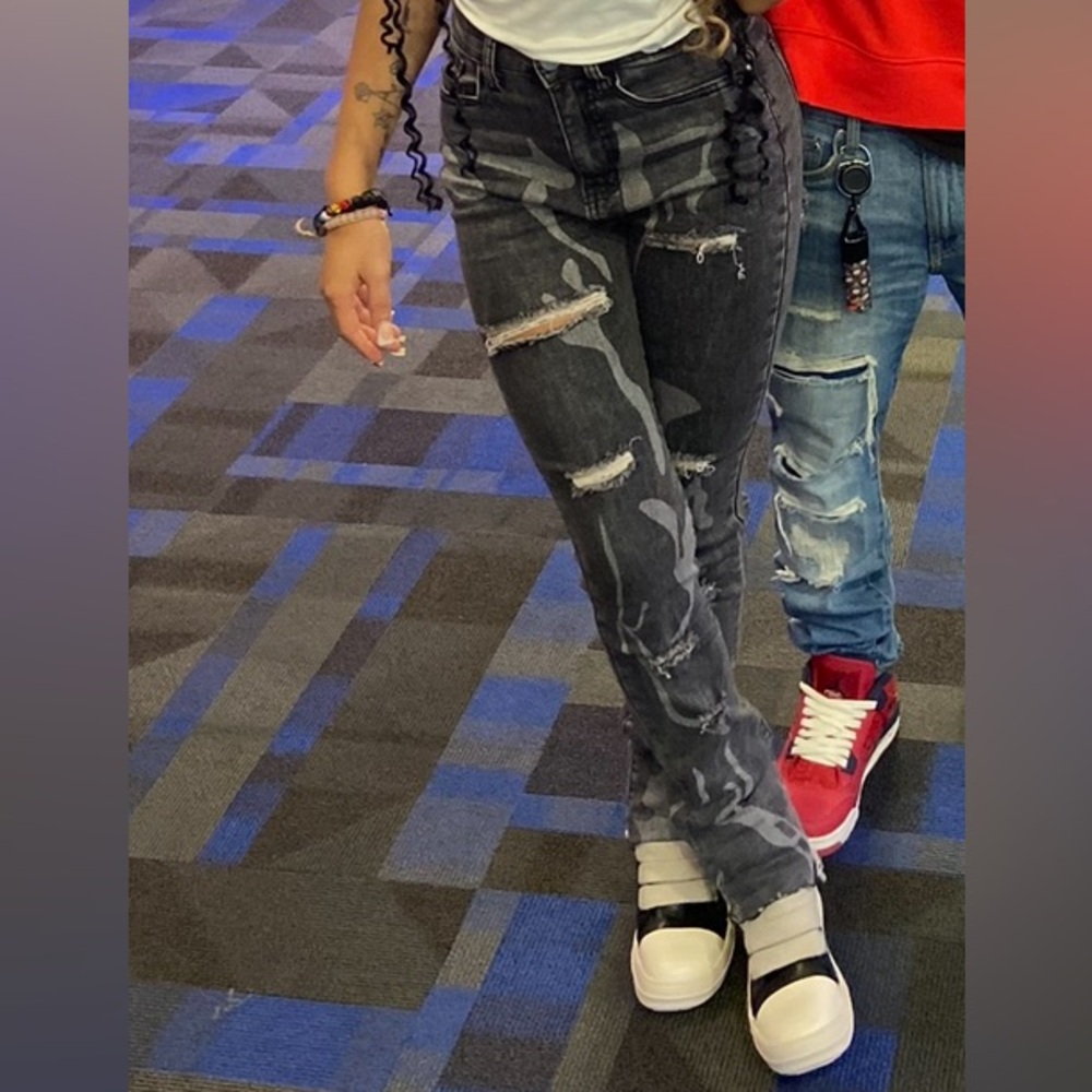 Black denim (skinny) distressed jeans